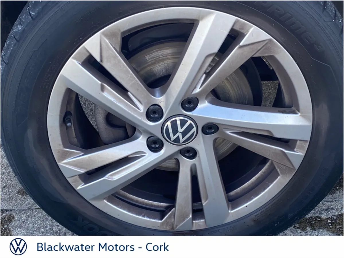 Volkswagen T-Roc SUV, Petrol, 2023, Grey