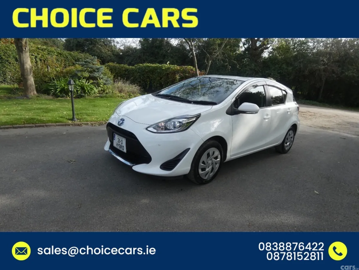 Toyota Aqua Hatchback, Petrol Hybrid, 2021, White