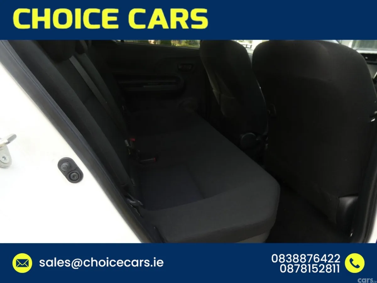 Toyota Aqua Hatchback, Petrol Hybrid, 2021, White