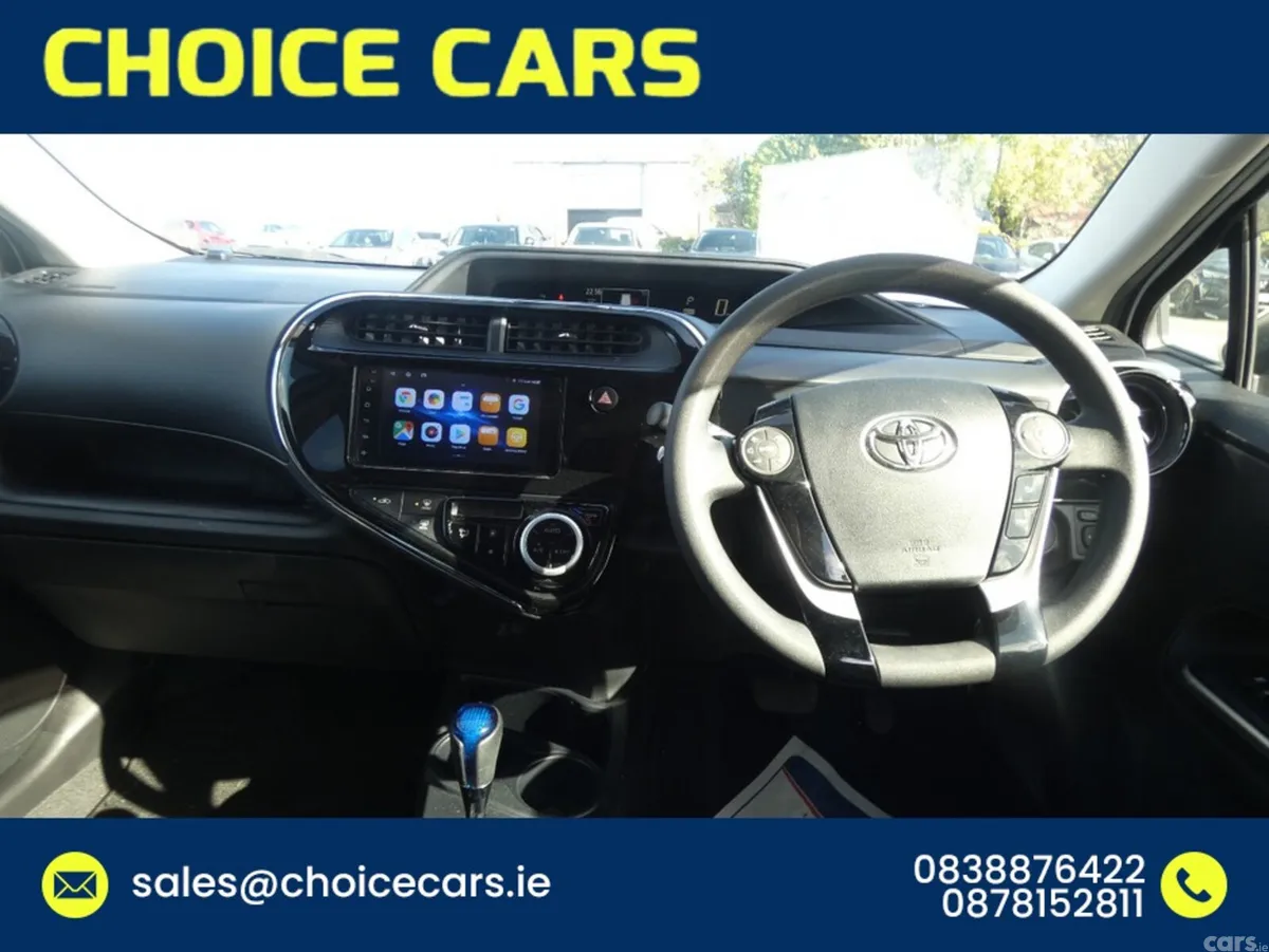 Toyota Aqua Hatchback, Petrol Hybrid, 2021, White