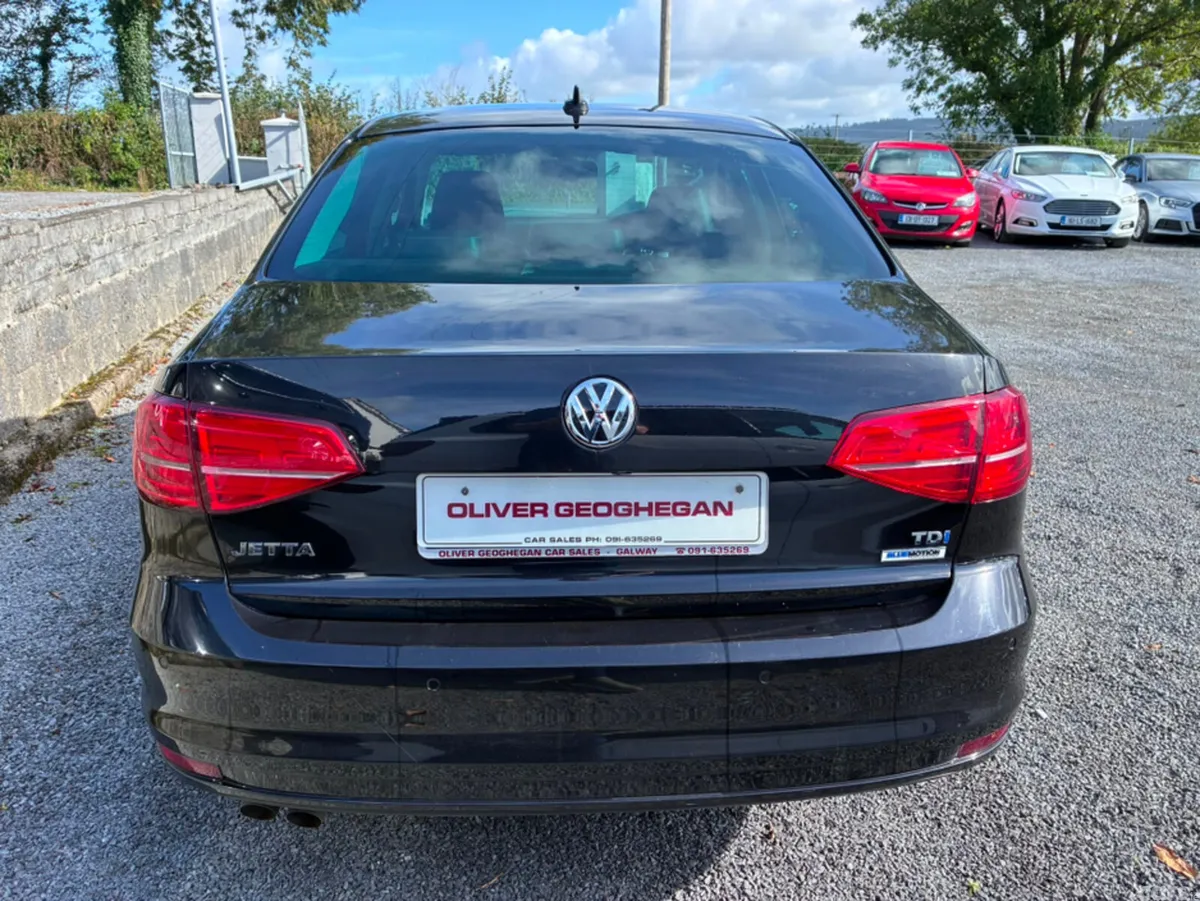 Volkswagen Jetta Saloon, Diesel, 2016, Black