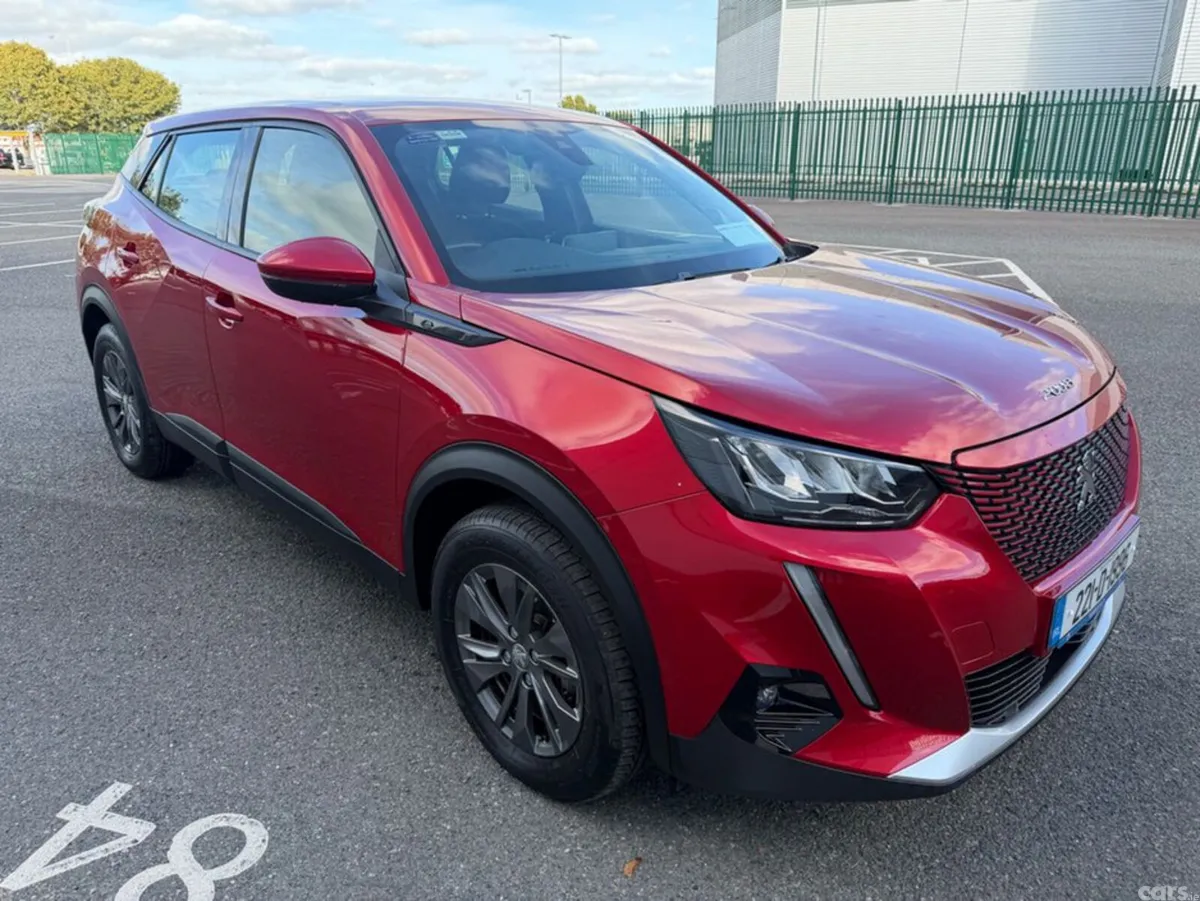 Peugeot 2008 MPV, Electric, 2022, Red