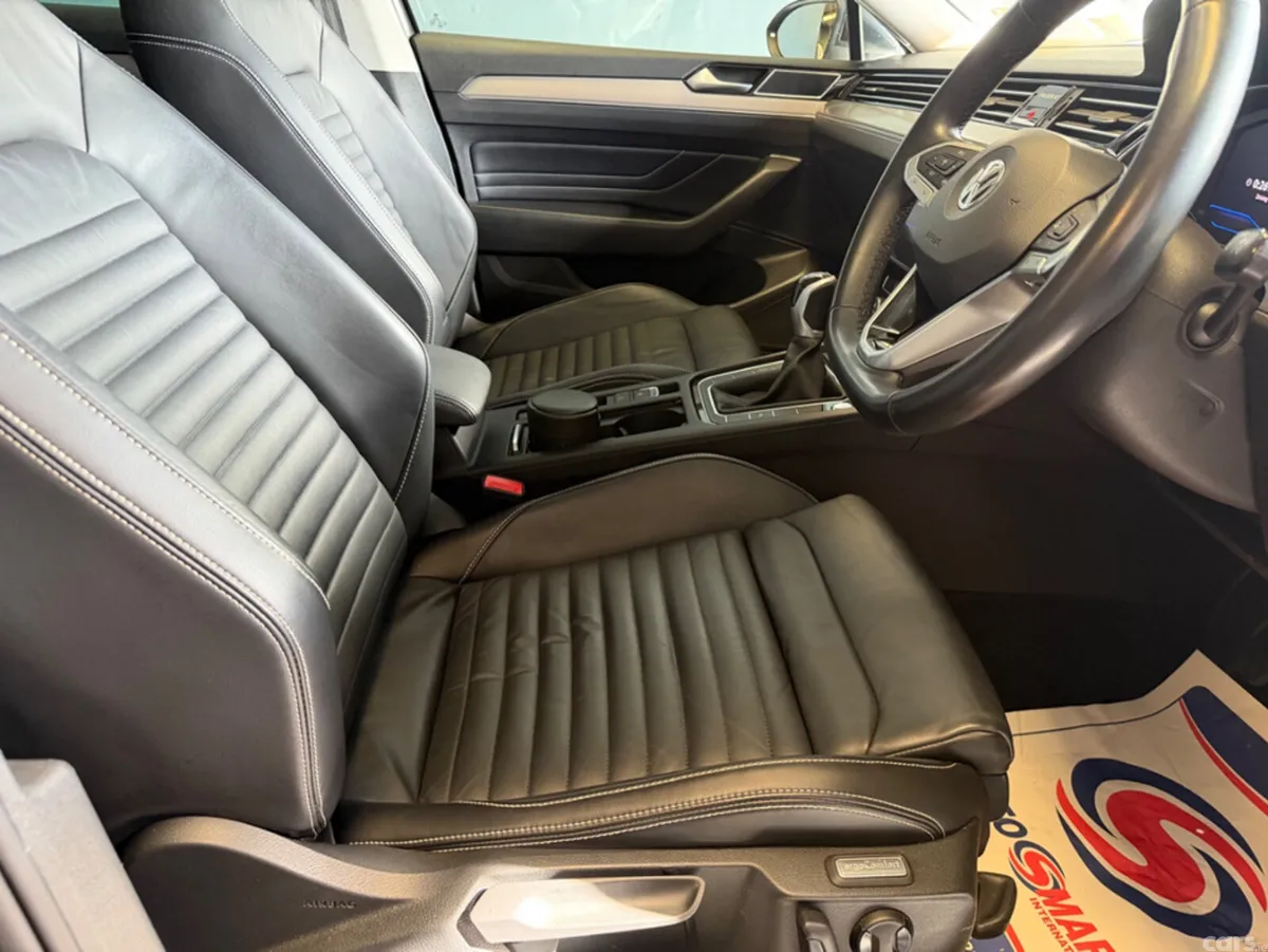 Volkswagen Passat Saloon, Petrol, 2021, Grey