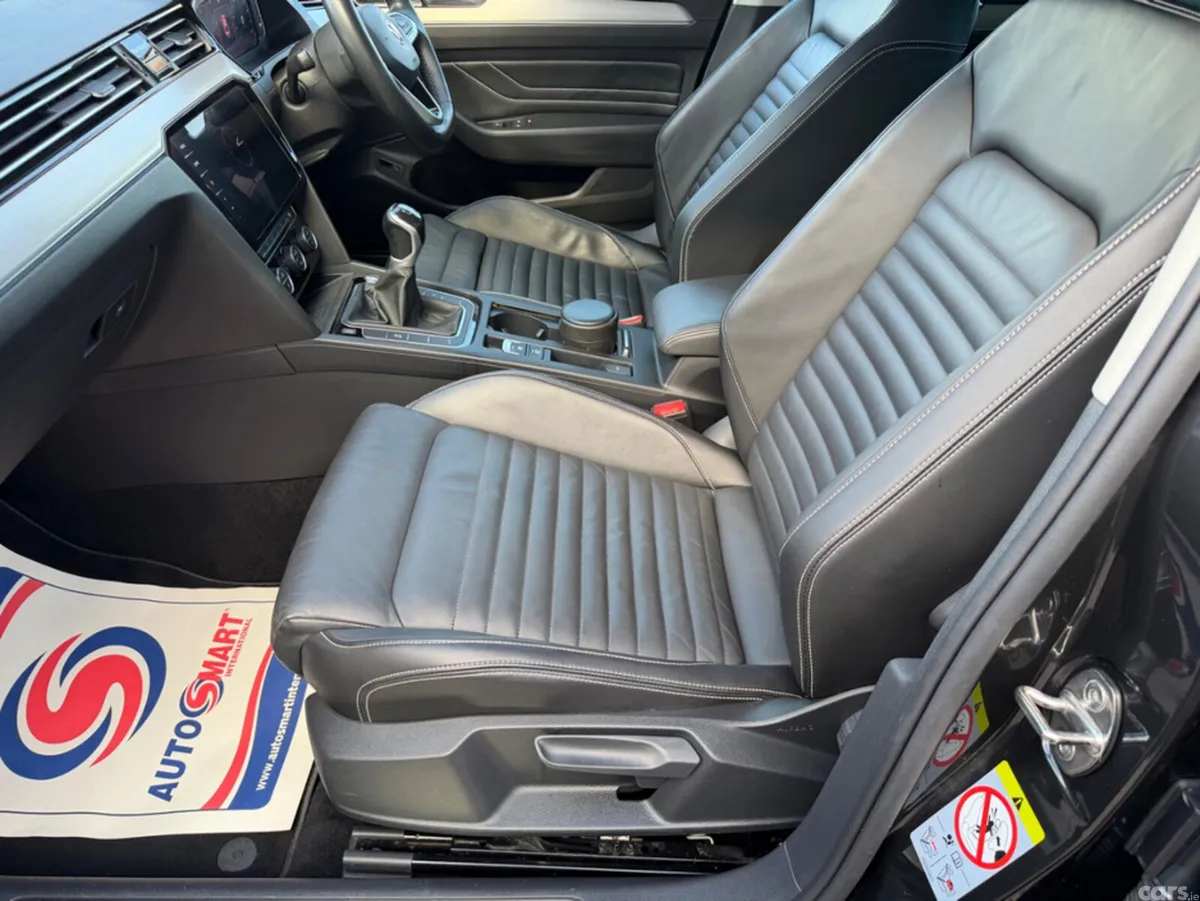Volkswagen Passat Saloon, Petrol, 2021, Grey