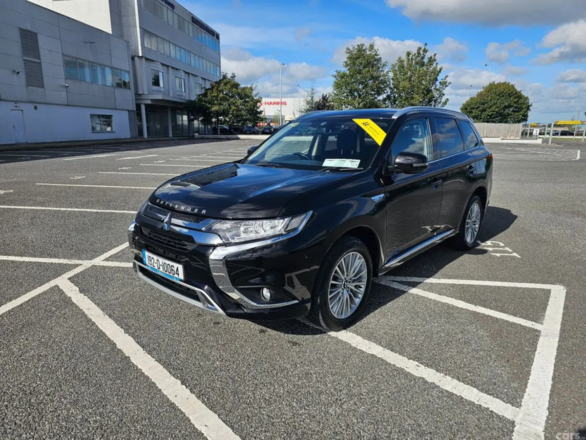 Mitsubishi Outlander Estate, Petrol Plug-in Hybrid, 2019, Black