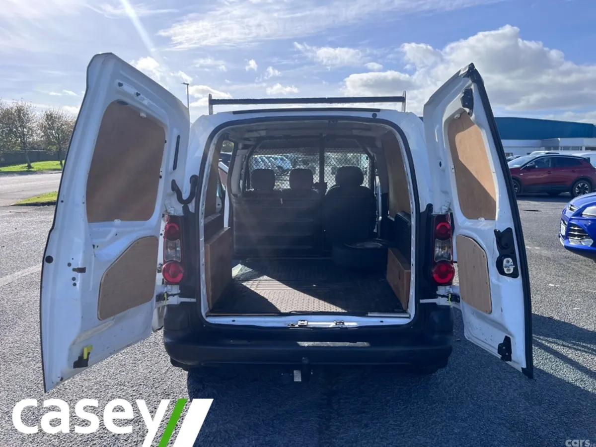 Citroen Berlingo Van, Diesel, 2015, White