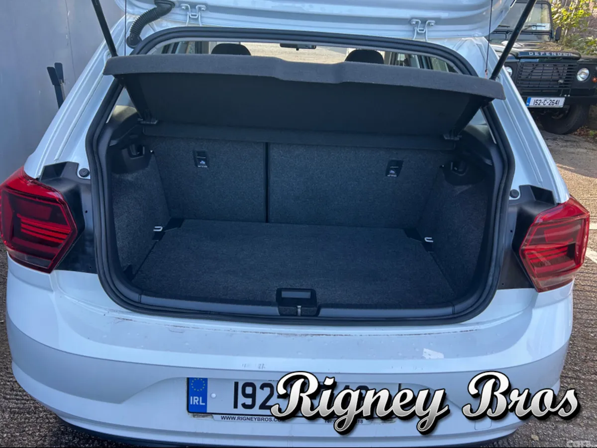 Volkswagen Polo Hatchback, Petrol, 2019, White