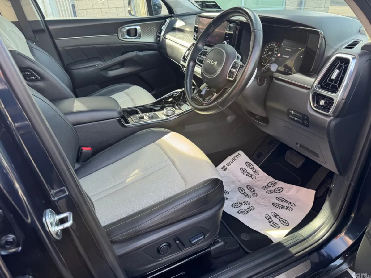 Kia Sorento SUV, Diesel, 2023, Blue