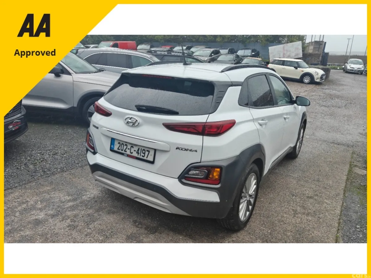 Hyundai KONA MPV, Petrol, 2020, White