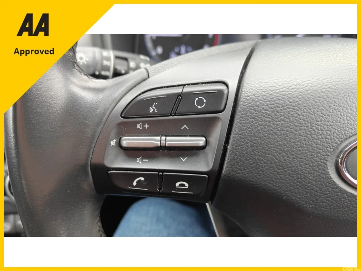 Hyundai KONA MPV, Petrol, 2020, White
