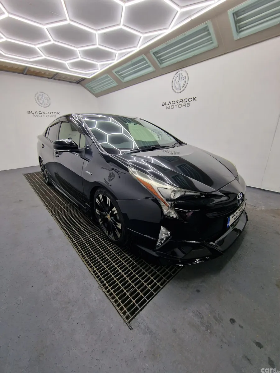 Toyota Prius Hatchback, Petrol Hybrid, 2016, Black