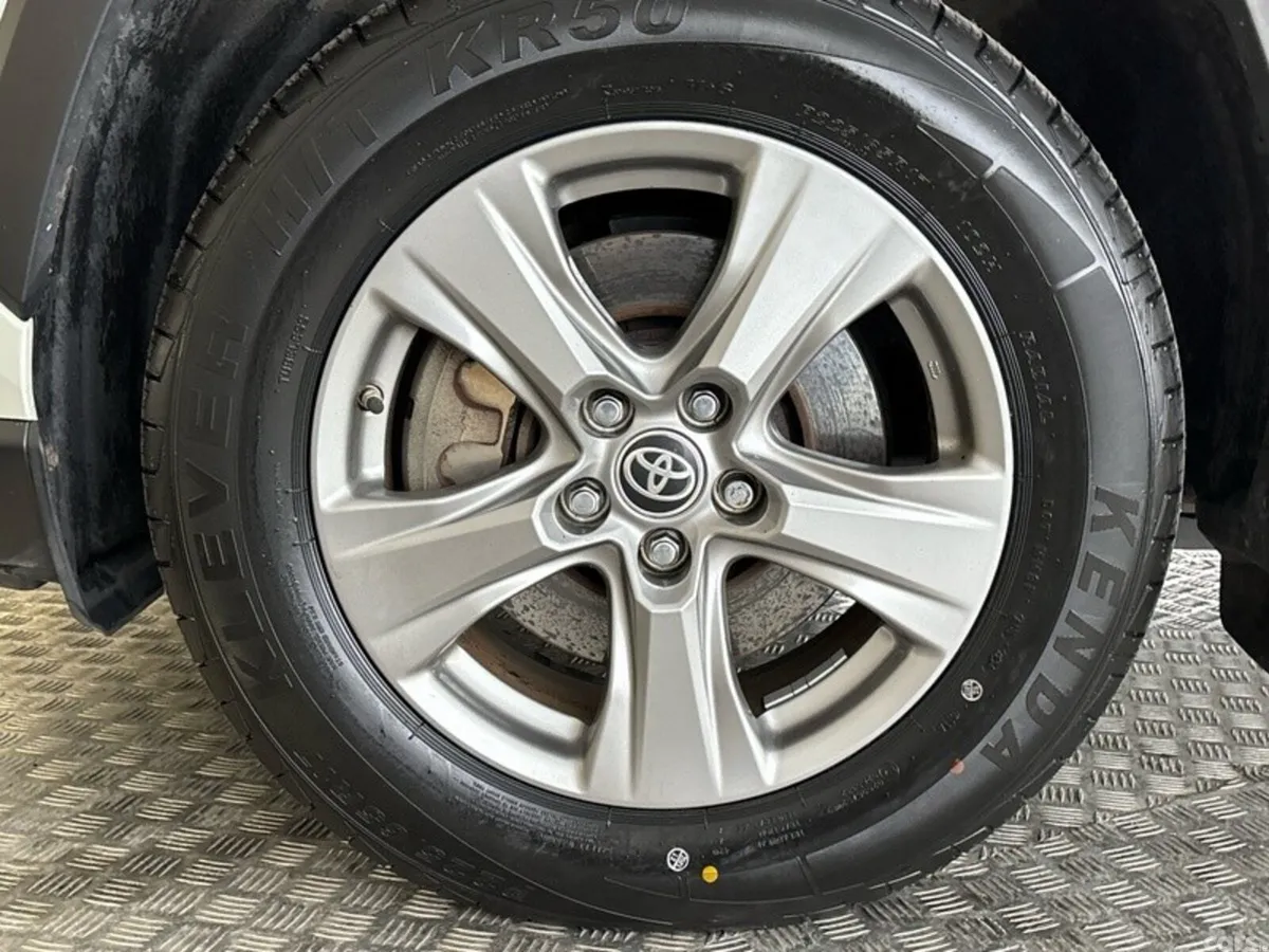 Toyota RAV4 SUV, Petrol Hybrid, 2022, White