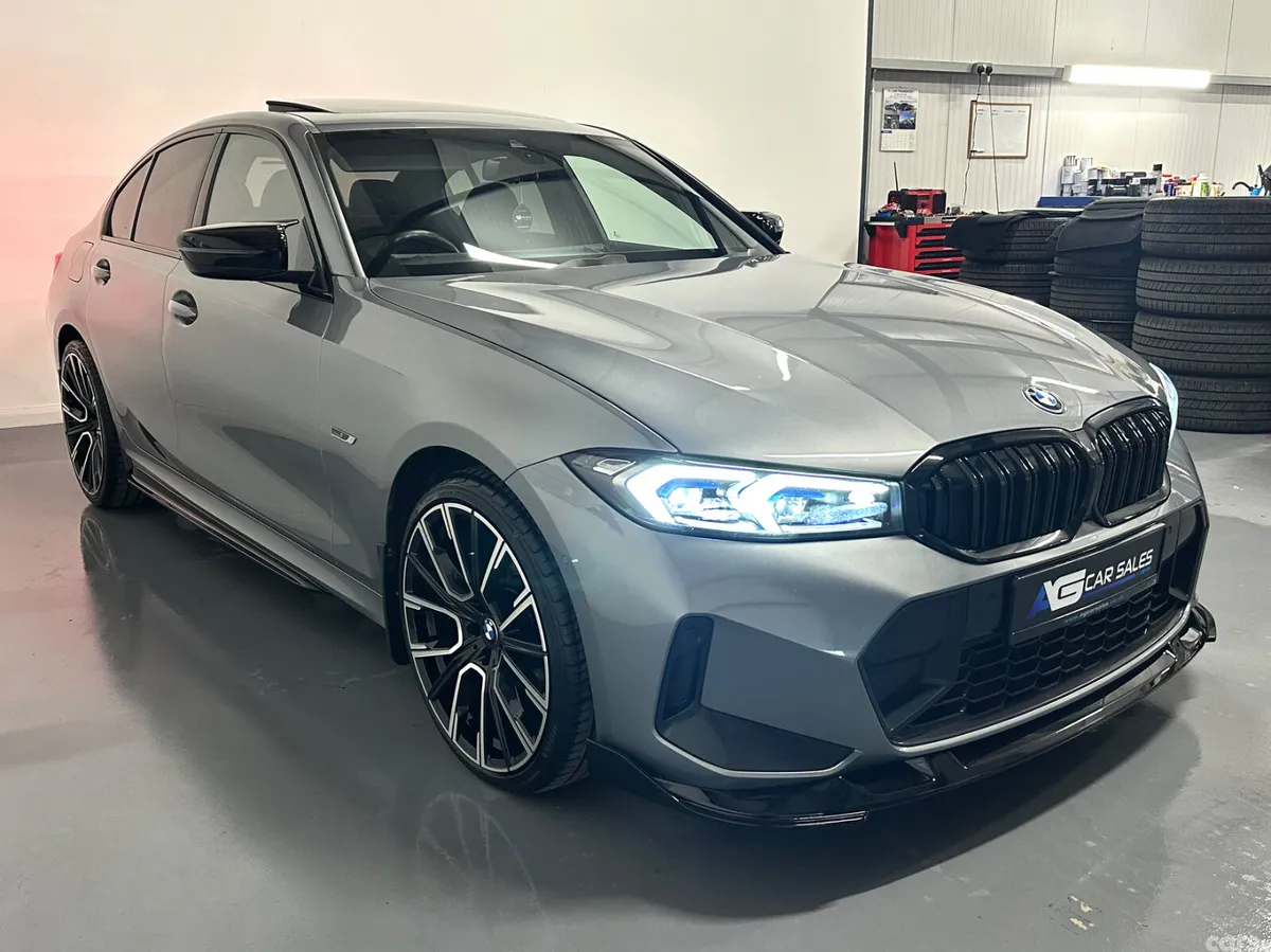BMW 3-Series Saloon, Petrol Hybrid, 2023, Grey
