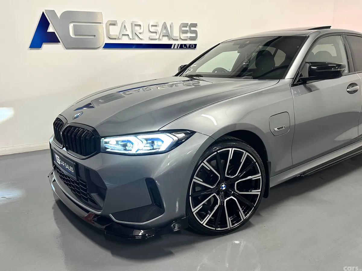 BMW 3-Series Saloon, Petrol Hybrid, 2023, Grey