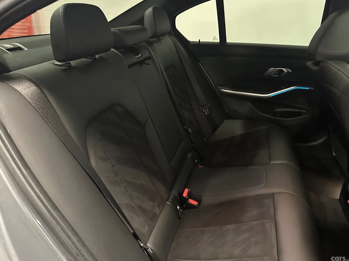 BMW 3-Series Saloon, Petrol Hybrid, 2023, Grey