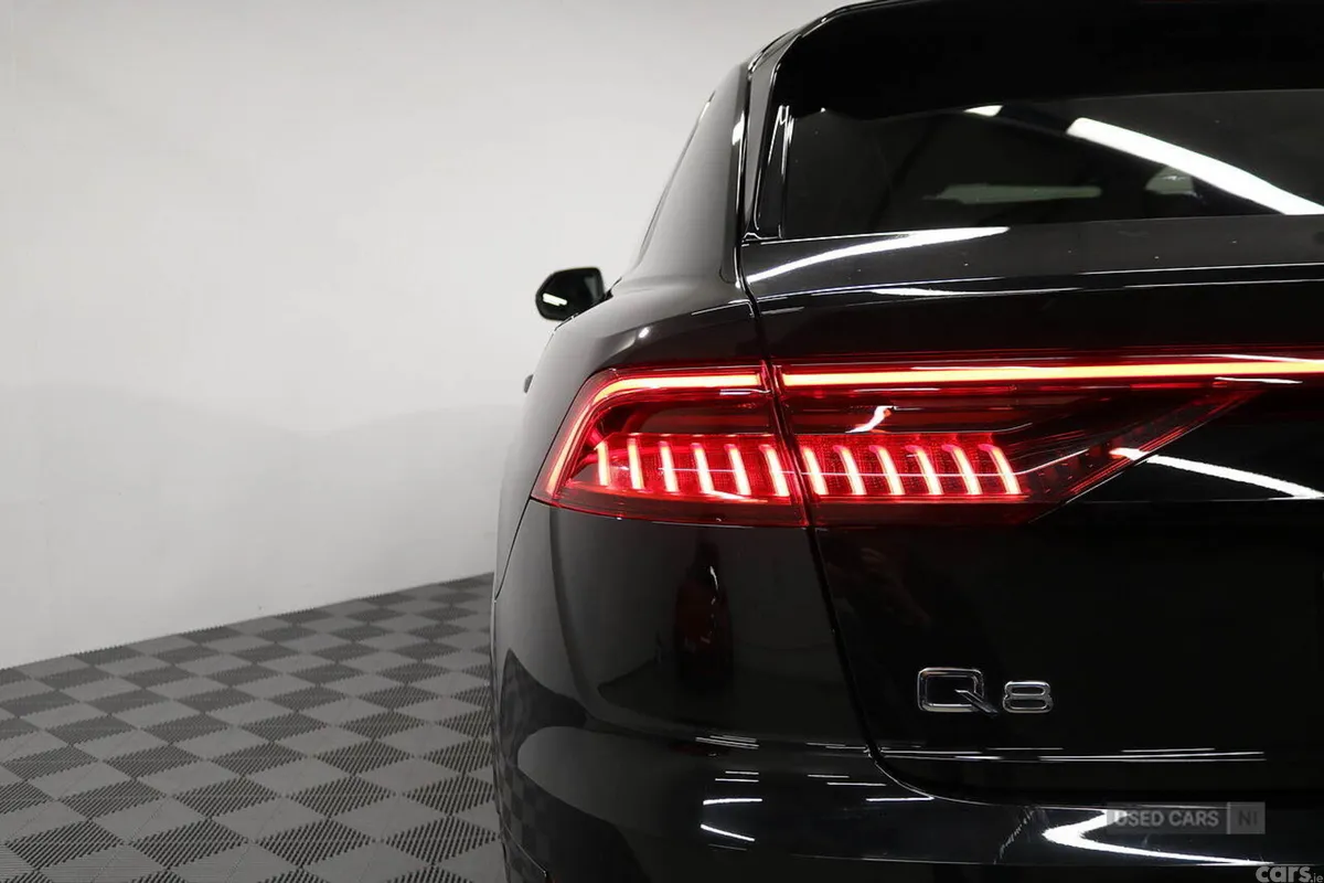 Audi Q8 SUV, Petrol Hybrid, 2023, Black