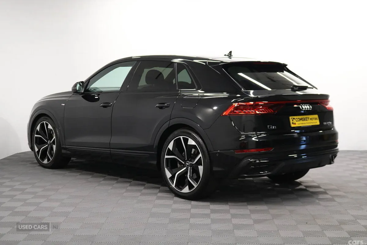 Audi Q8 SUV, Petrol Hybrid, 2023, Black