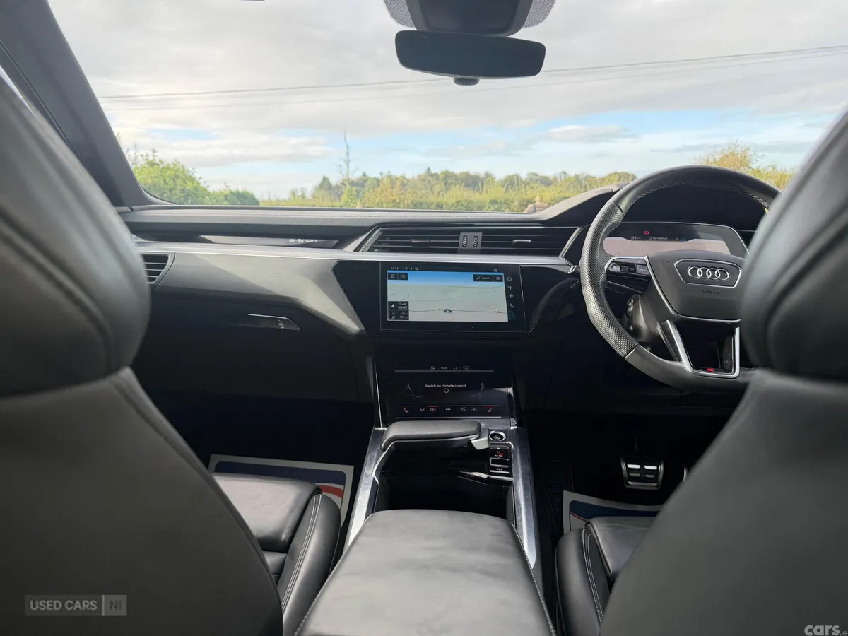 Audi Q8 SUV, Electric, 2024, Black