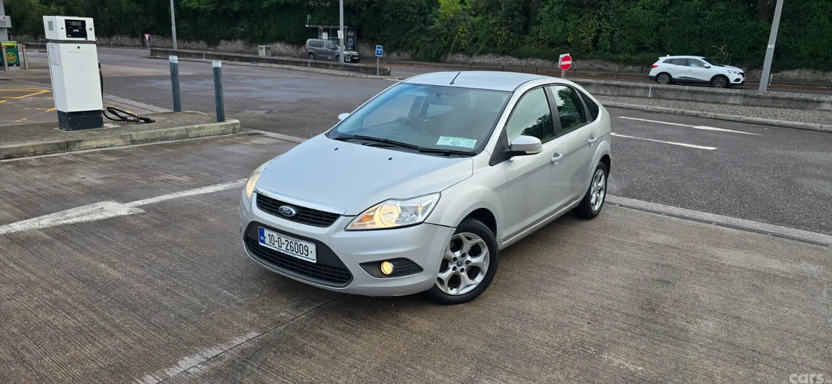 Ford Focus Hatchback, Diesel, 2010, Silver