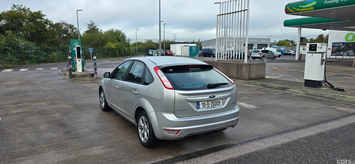 Ford Focus Hatchback, Diesel, 2010, Silver