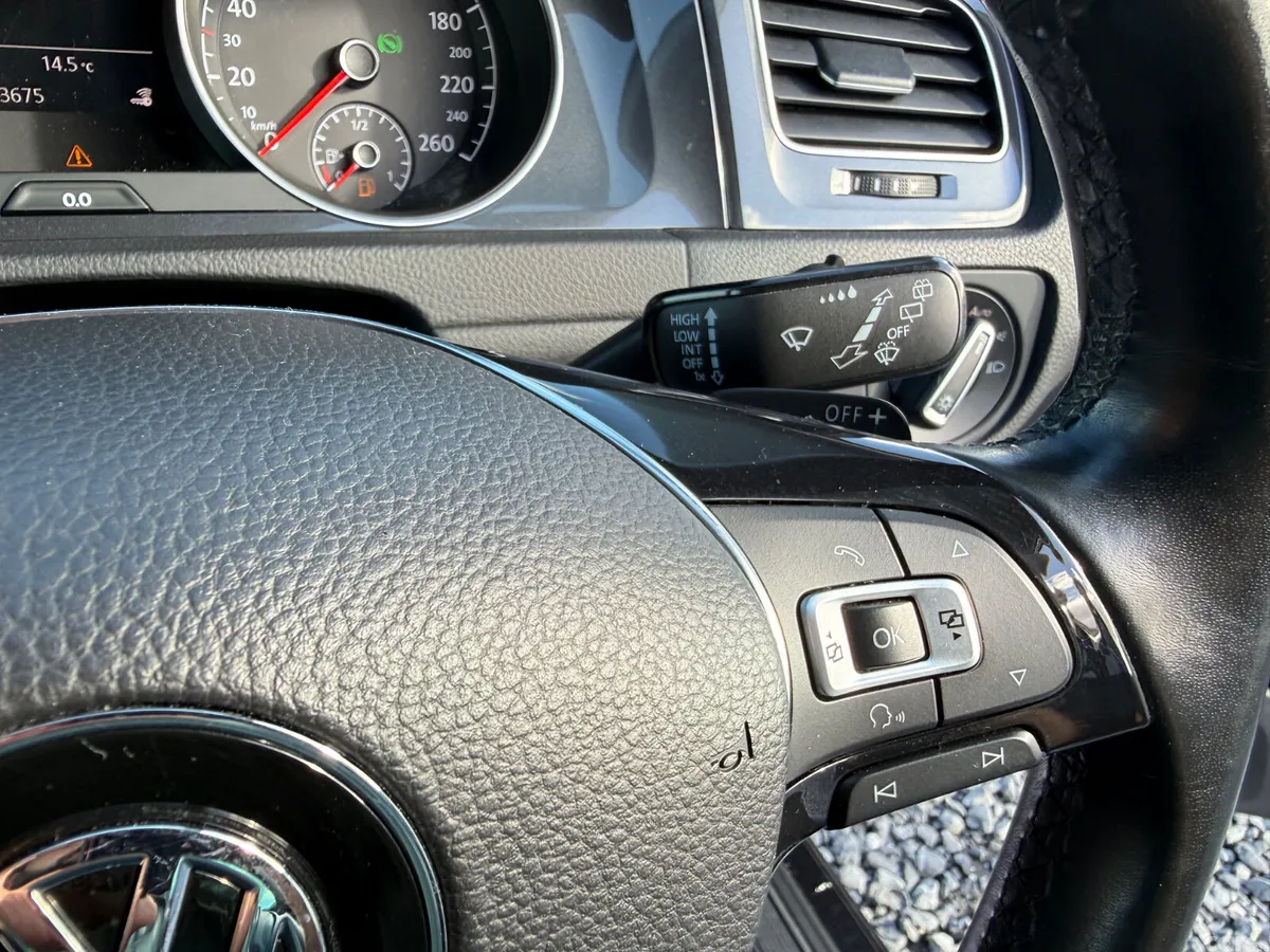 Volkswagen Golf Estate, Petrol, 2017, Black