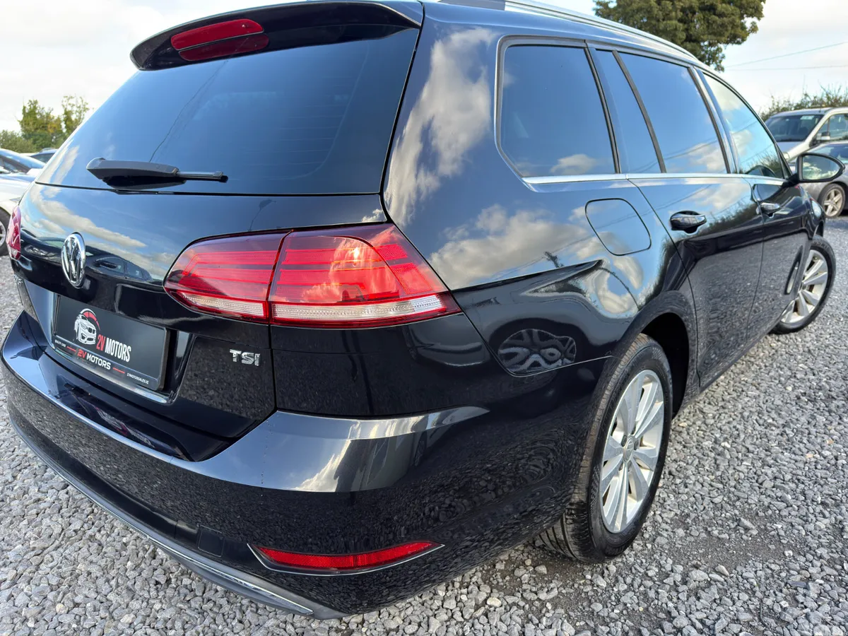 Volkswagen Golf Estate, Petrol, 2017, Black