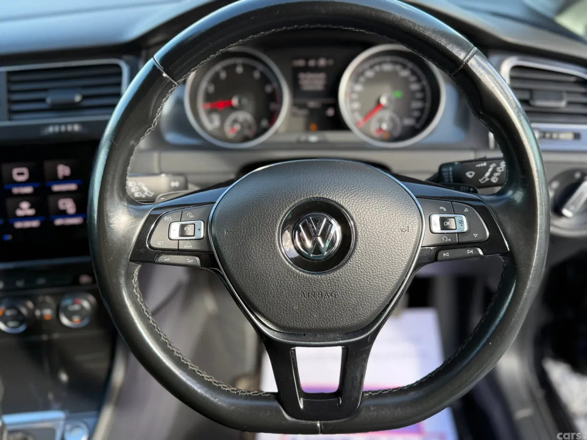 Volkswagen Golf Estate, Petrol, 2017, Black