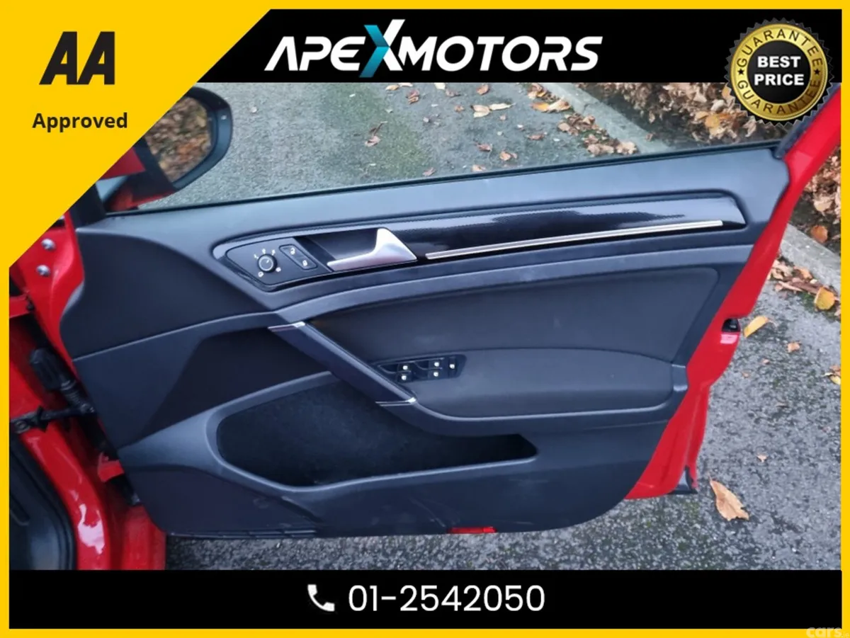 Volkswagen Golf Hatchback, Petrol, 2017, Red