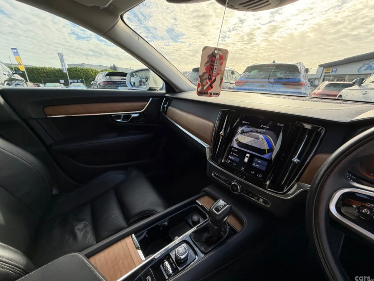 Volvo V90 Estate, Diesel, 2019, Silver