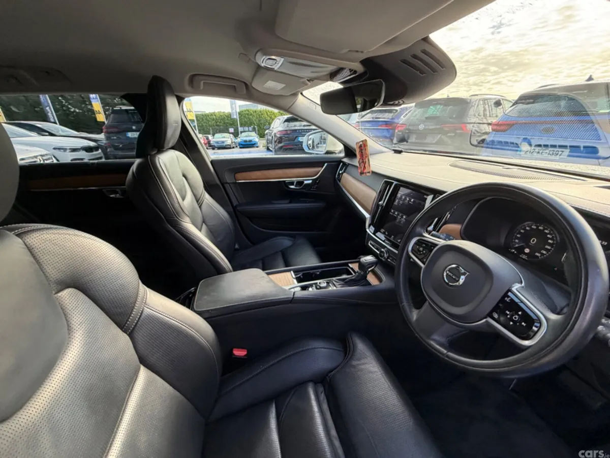 Volvo V90 Estate, Diesel, 2019, Silver