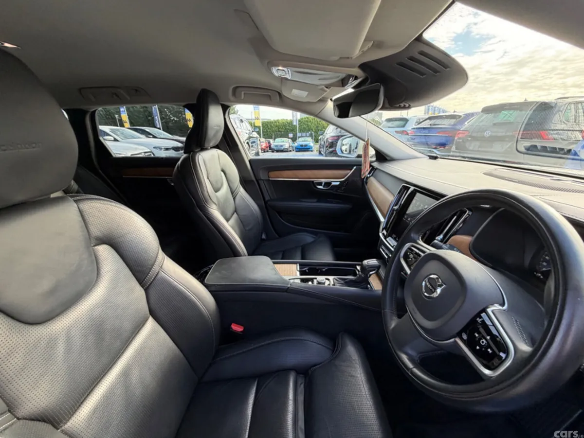 Volvo V90 Estate, Diesel, 2019, Silver