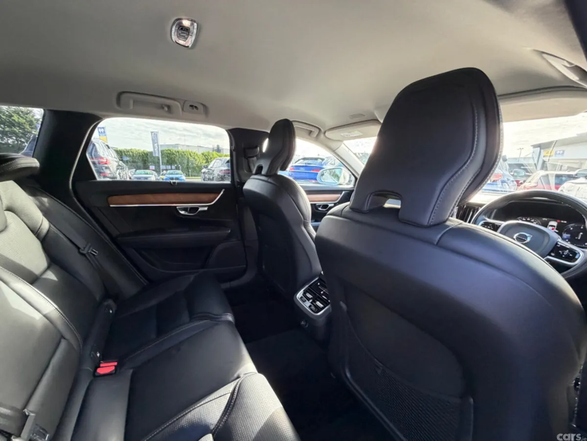 Volvo V90 Estate, Diesel, 2019, Silver