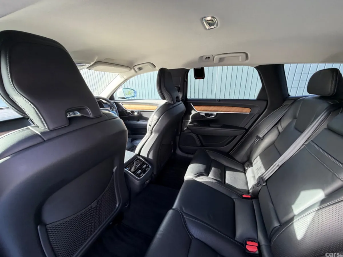 Volvo V90 Estate, Diesel, 2019, Silver