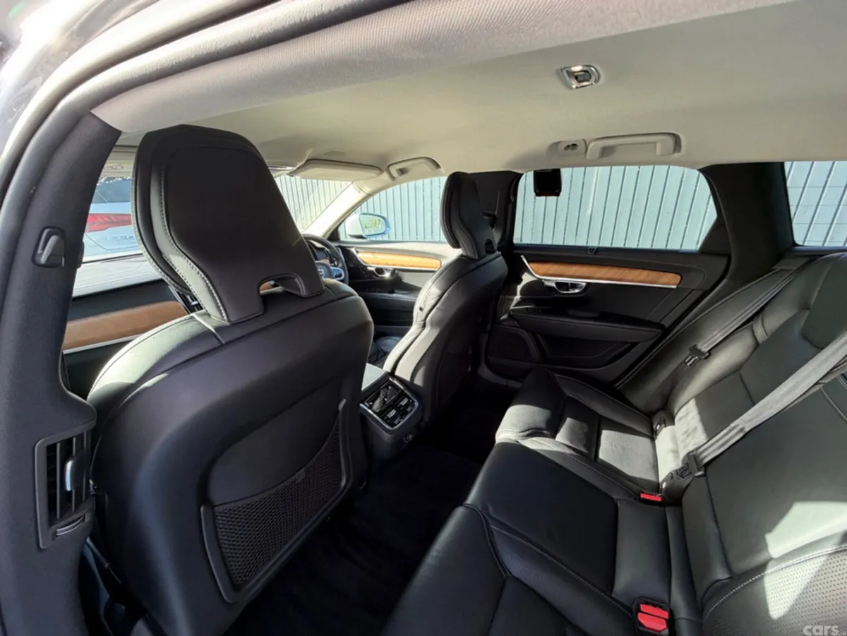Volvo V90 Estate, Diesel, 2019, Silver