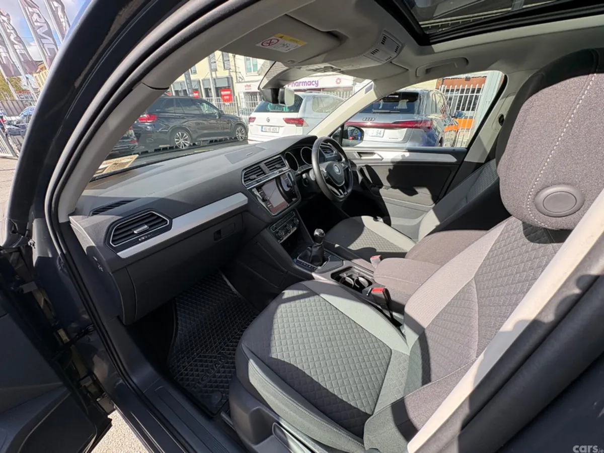 Volkswagen Tiguan SUV, Diesel, 2019, Grey