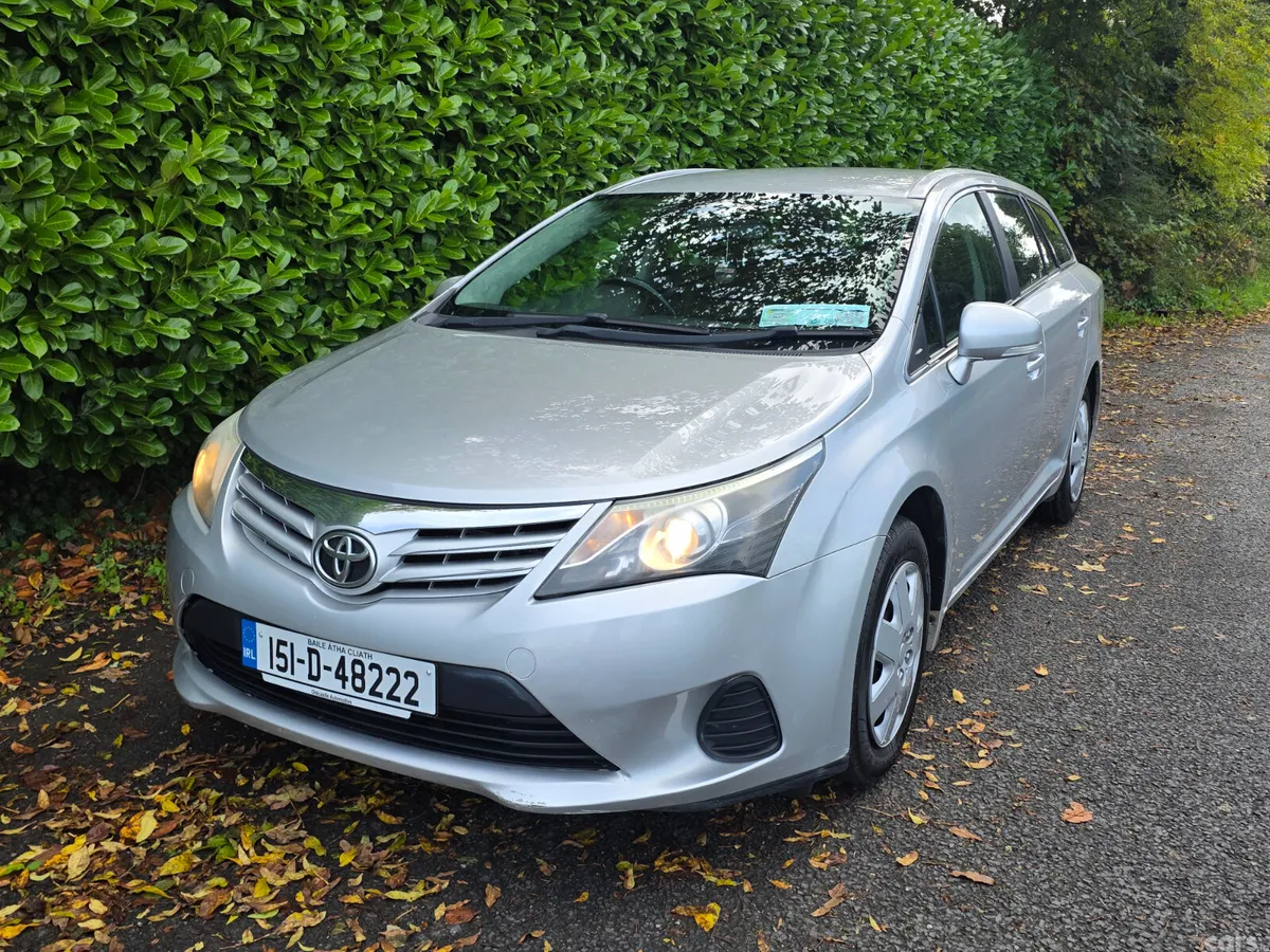 Toyota Avensis Estate, Diesel, 2015, Silver