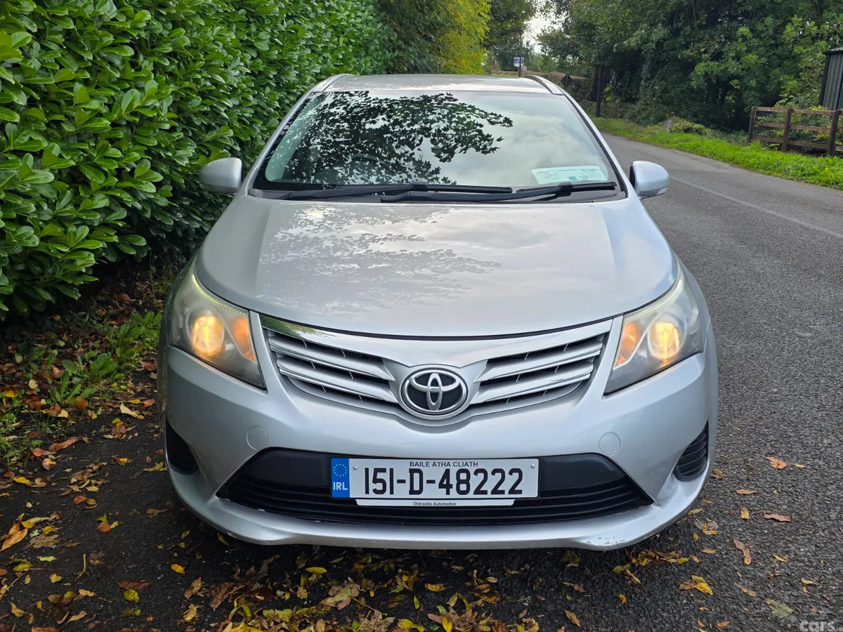Toyota Avensis Estate, Diesel, 2015, Silver
