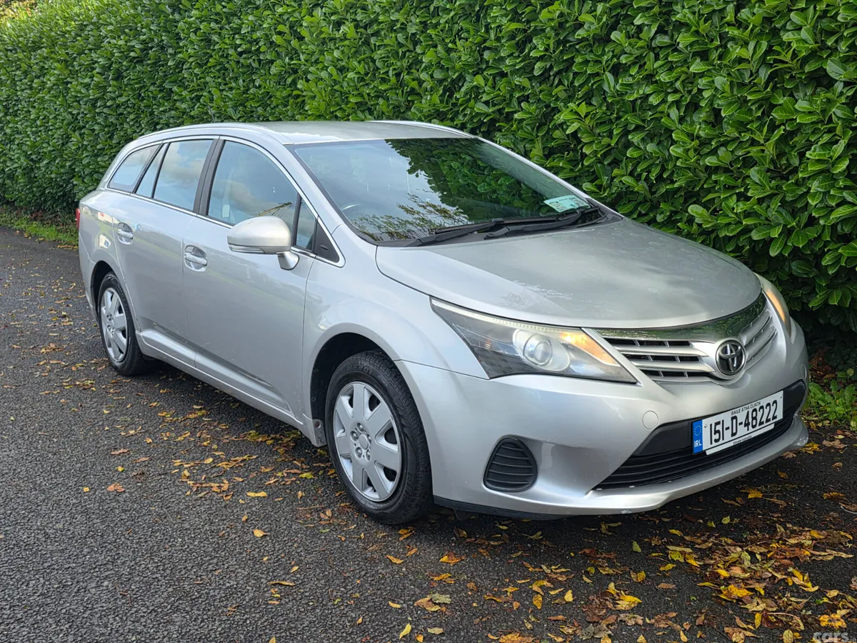 Toyota Avensis Estate, Diesel, 2015, Silver