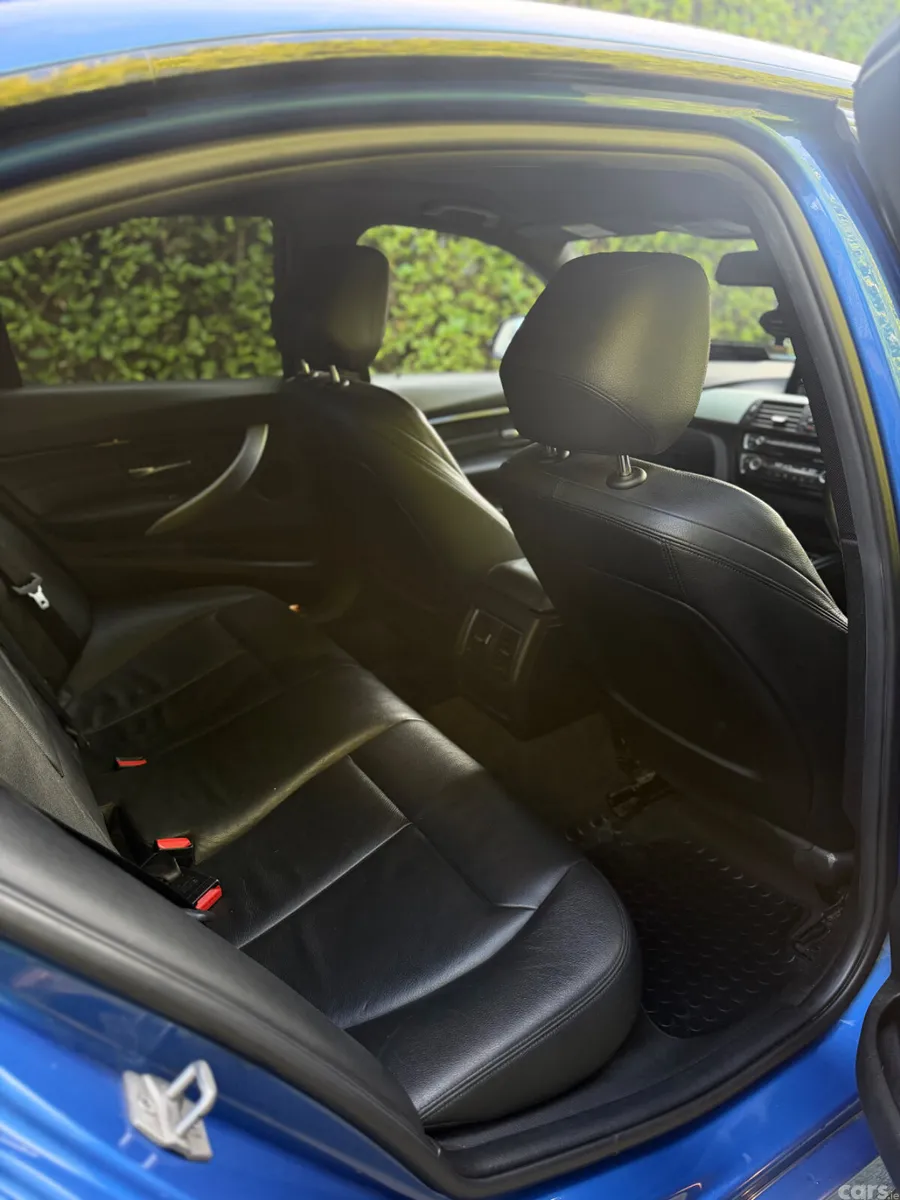 BMW 3-Series Saloon, Diesel, 2016, Blue