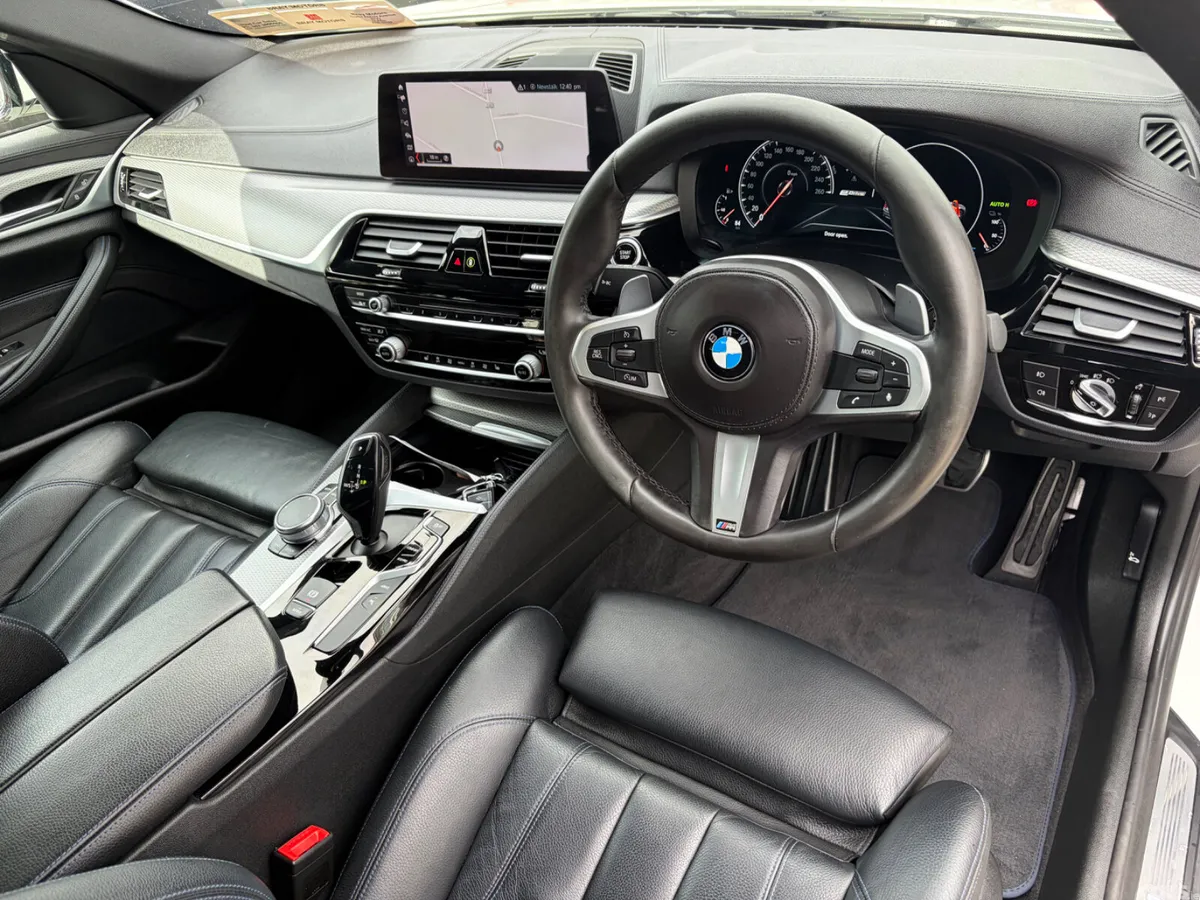 BMW 5-Series Saloon, Petrol Plug-in Hybrid, 2018, White