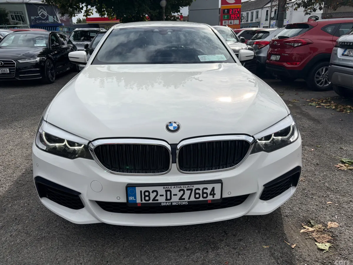 BMW 5-Series Saloon, Petrol Plug-in Hybrid, 2018, White