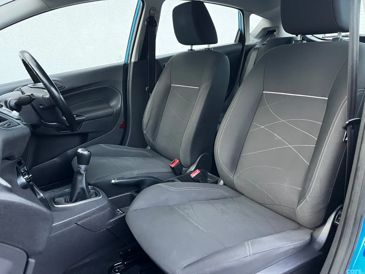 Ford Fiesta Hatchback, Petrol, 2015, Blue