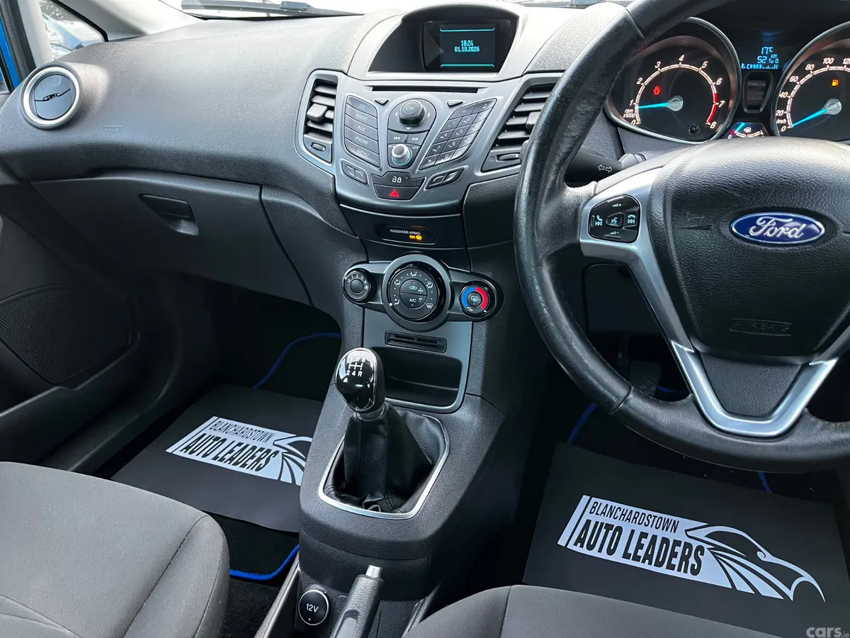 Ford Fiesta Hatchback, Petrol, 2015, Blue