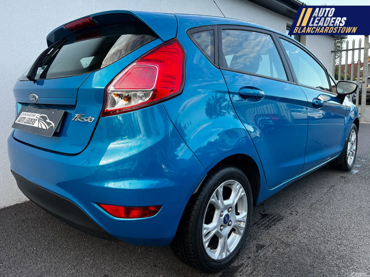 Ford Fiesta Hatchback, Petrol, 2015, Blue