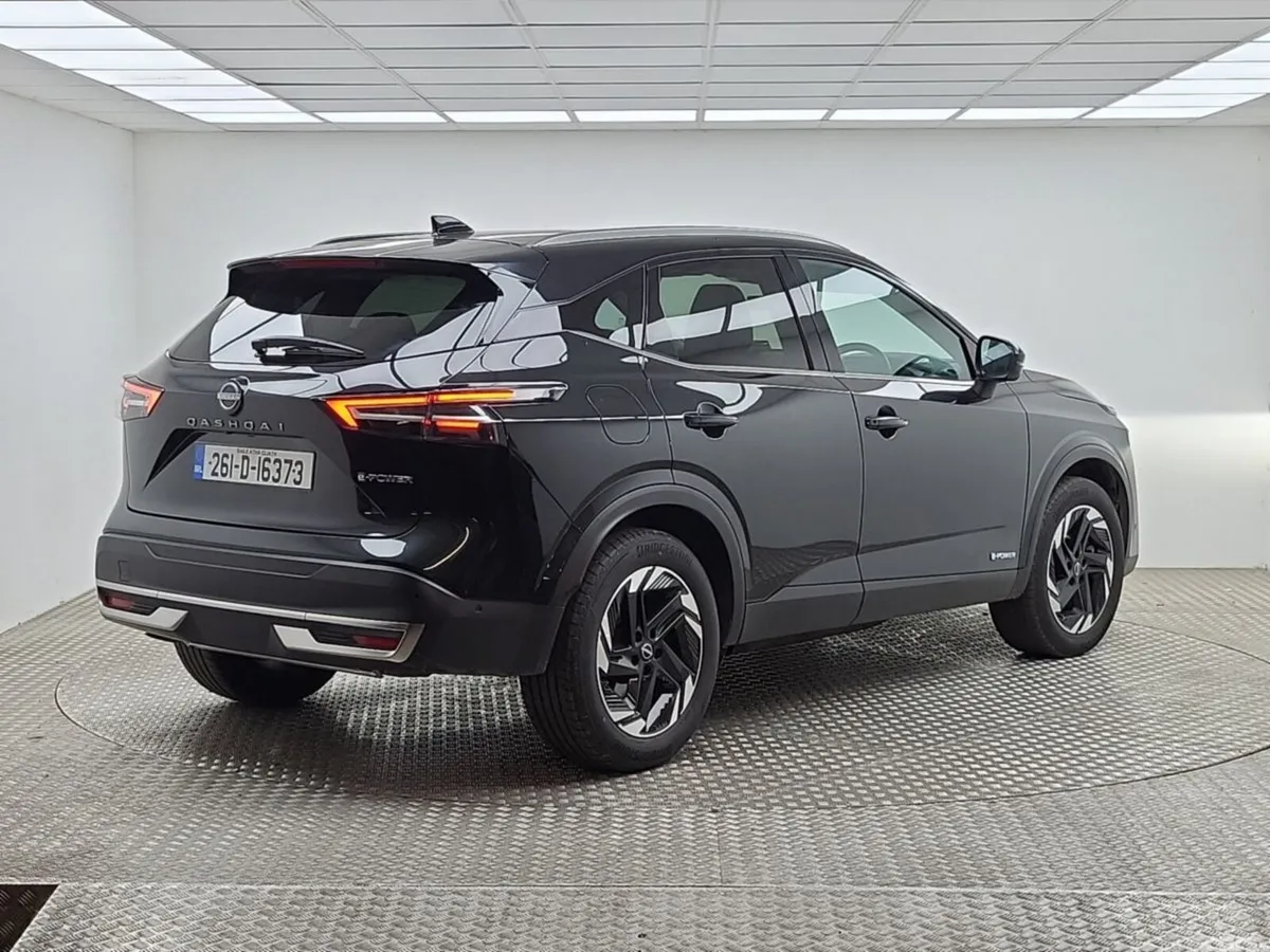 Nissan Qashqai MPV, Petrol Hybrid, 2026, Black