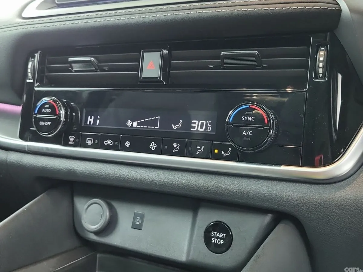Nissan Qashqai MPV, Petrol Hybrid, 2026, Black