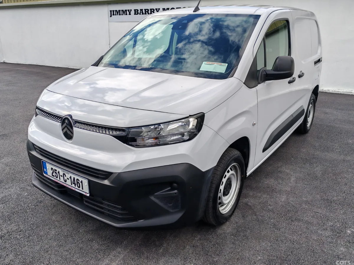Citroen Berlingo MPV, Diesel, 2025, White