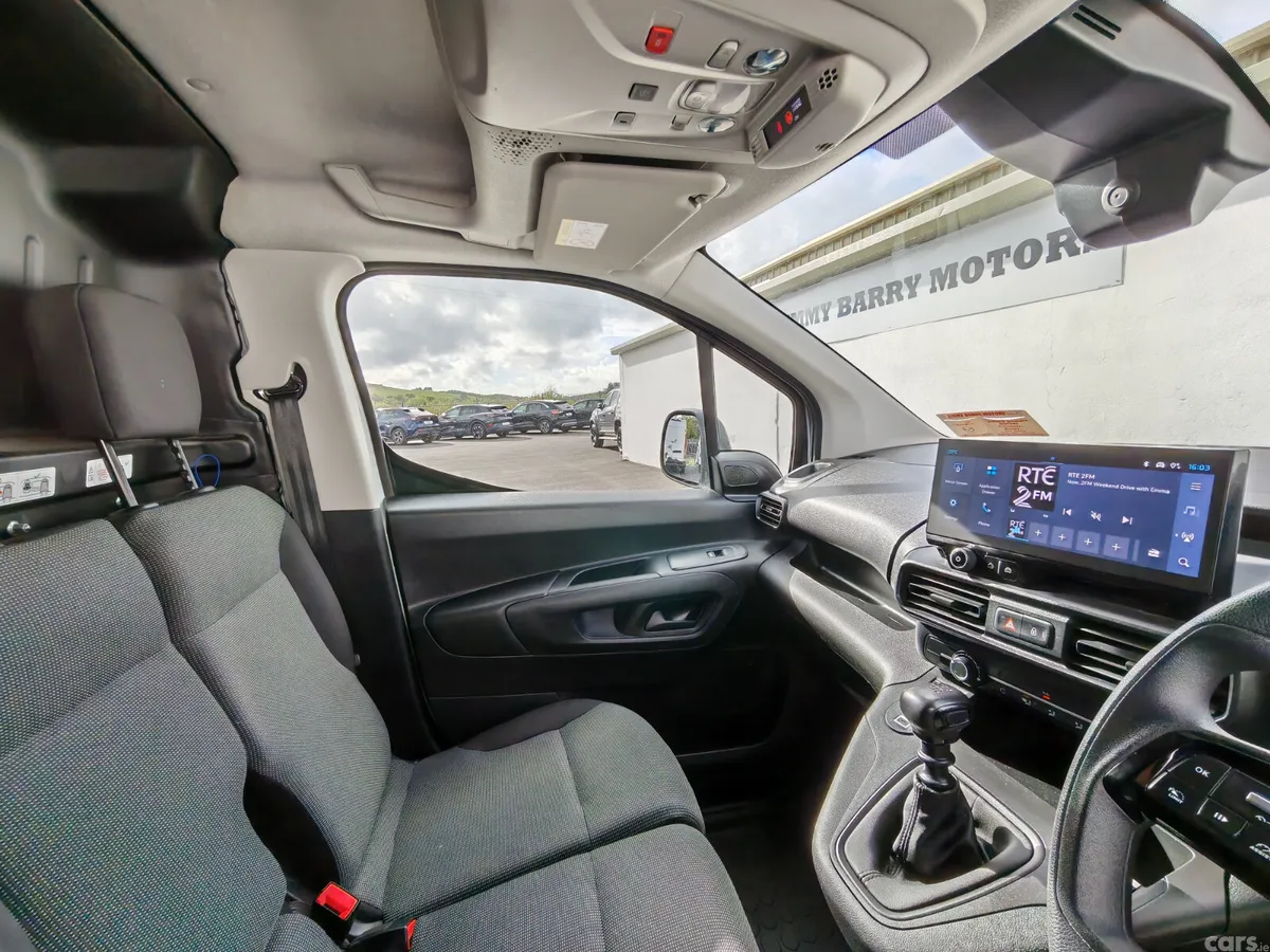 Citroen Berlingo MPV, Diesel, 2025, White