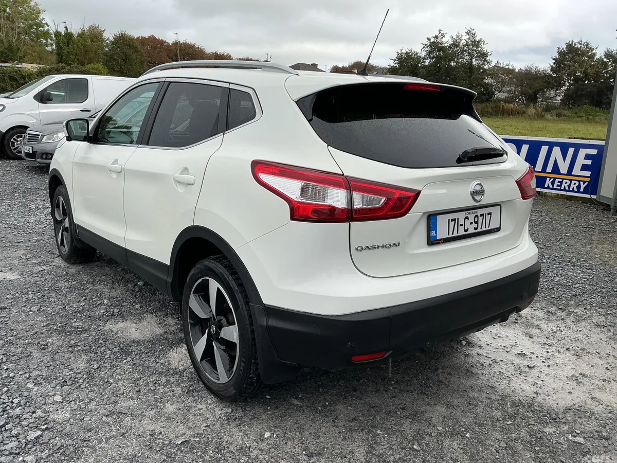 Nissan Qashqai SUV, Diesel, 2017, White