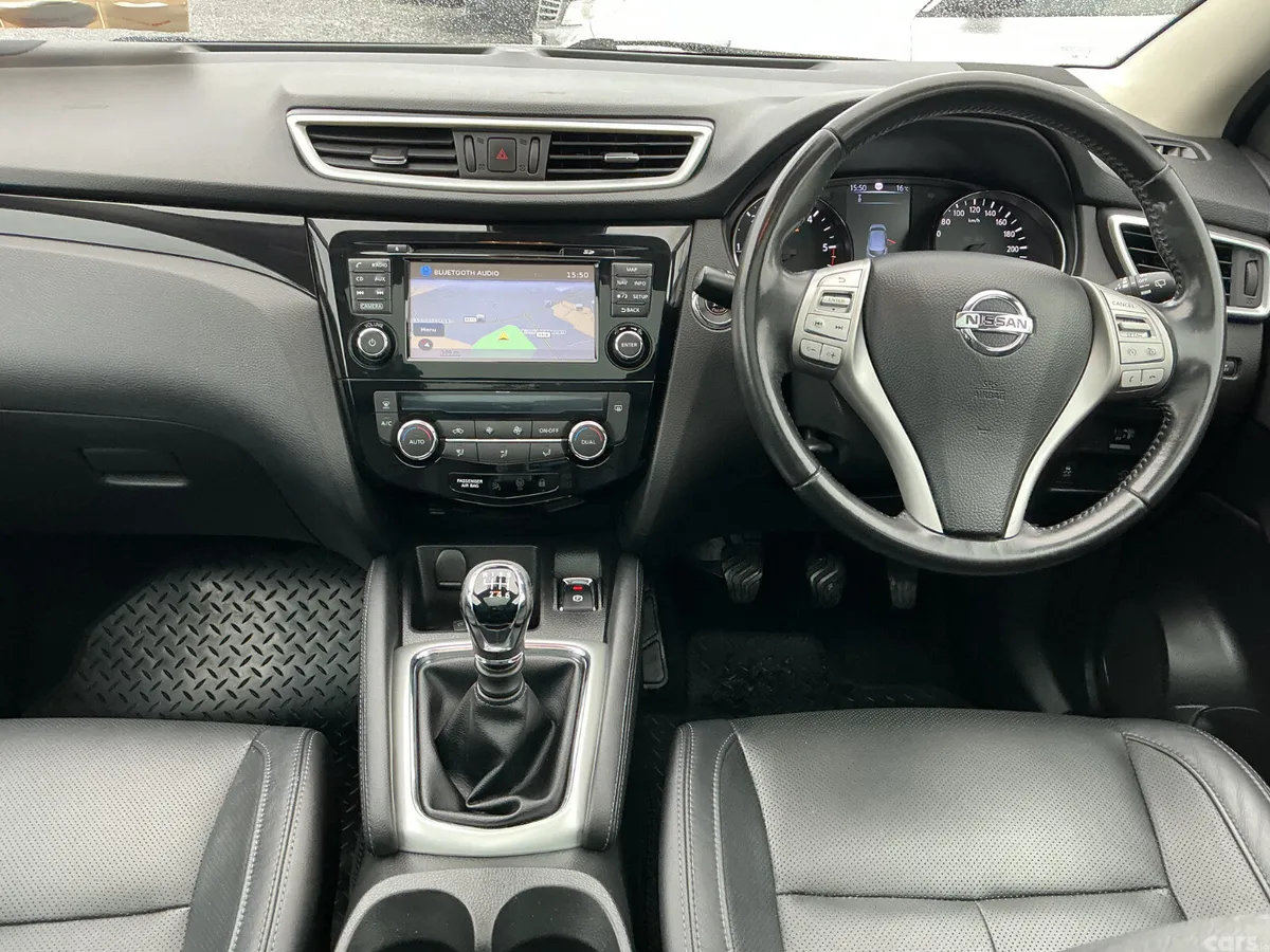 Nissan Qashqai SUV, Diesel, 2017, White
